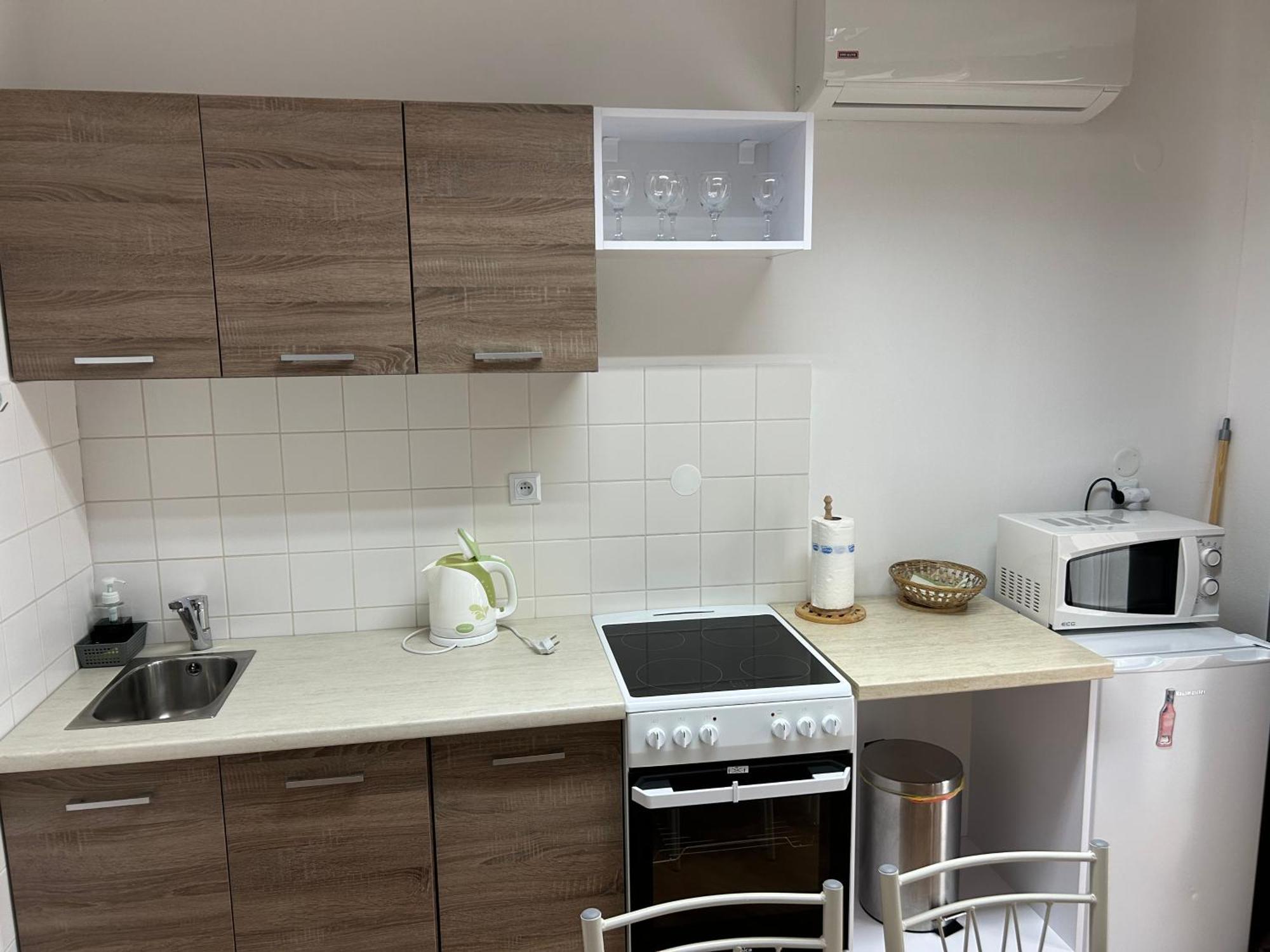 Konde Apartments B Дунайска-Стреда Экстерьер фото